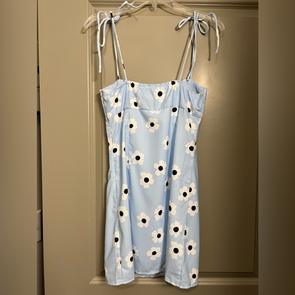 Princess Polly “Dare” Baby Blue Floral Mini Dress NWT - Size 4 - Picture 6 of 11